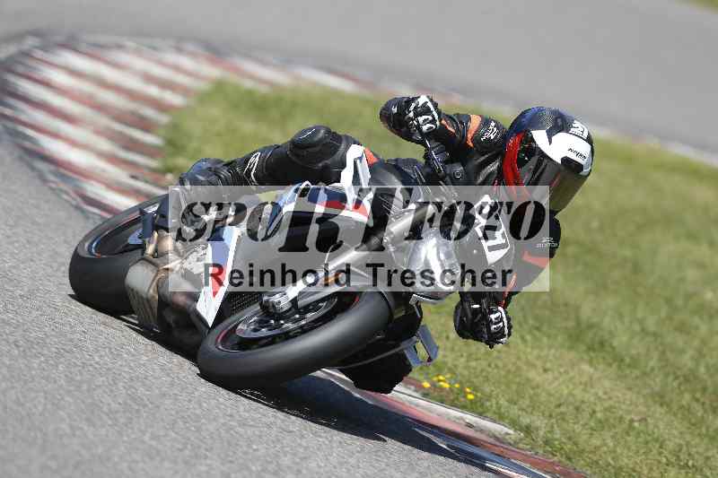 /44 09.08.2025 Plüss Moto Sport ADR/Freies Fahren/327
